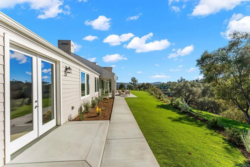 https://cdn.realtyfeed.com/cdn/127/306606426/246fd852d35562622485ab3f1c9ff151.webp