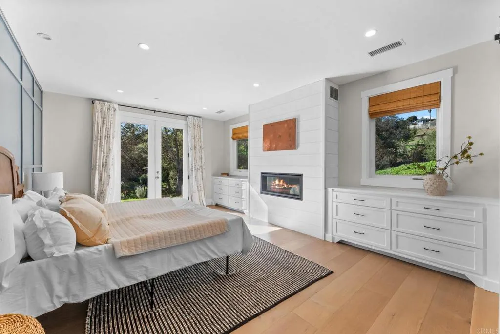 https://cdn.realtyfeed.com/cdn/127/306606426/649c689840e94127fbadabb0331e2650.webp
