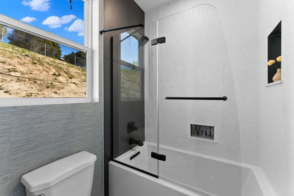 https://cdn.realtyfeed.com/cdn/127/306606426/716021514bd835cccd67c20a598b40f6.webp