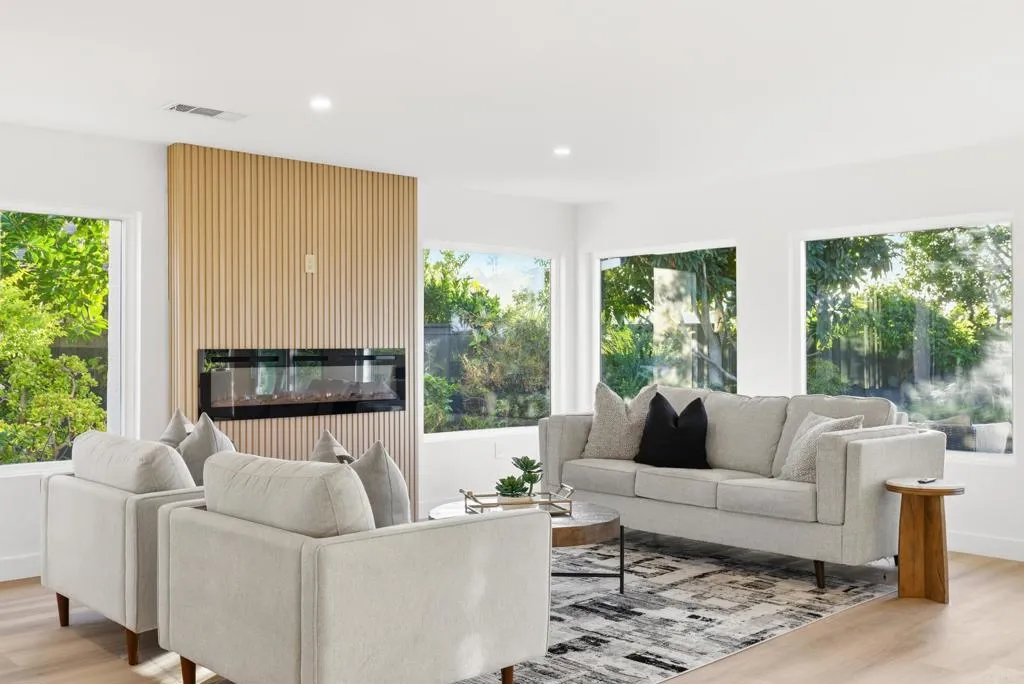 https://cdn.realtyfeed.com/cdn/127/306606464/651c2caea8d9e4b998baf13b389e3e3d.webp
