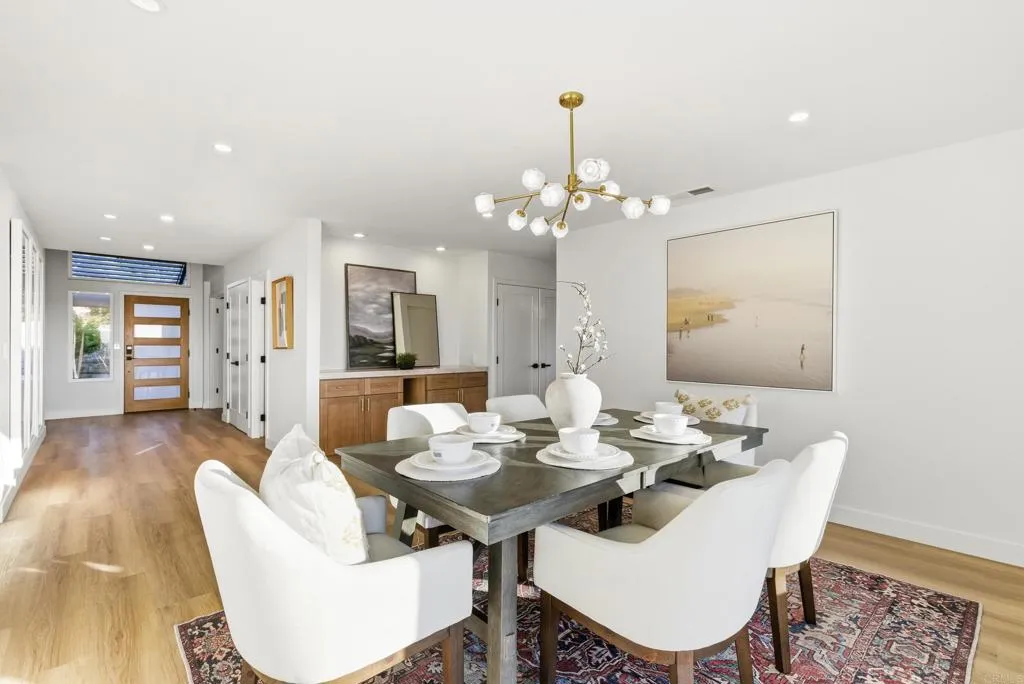 https://cdn.realtyfeed.com/cdn/127/306606464/680c4aa834bbef97f283284133f1a761.webp