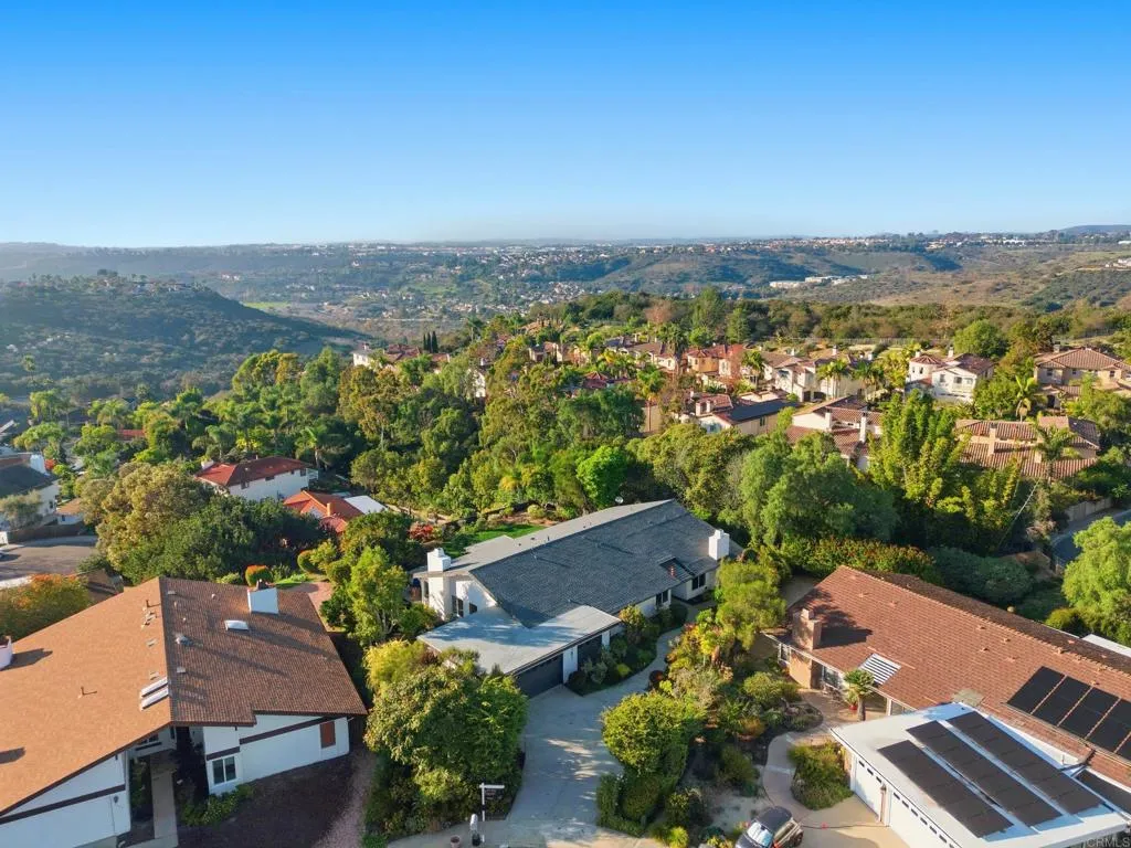 https://cdn.realtyfeed.com/cdn/127/306606464/ff0f82ba0292d75092d77e769edad285.webp