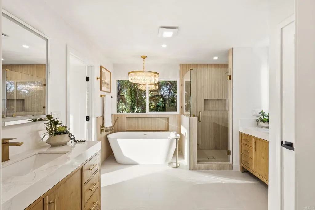 https://cdn.realtyfeed.com/cdn/127/306606464/ff380d9332f3f9bafcc9e4b55318effd.webp