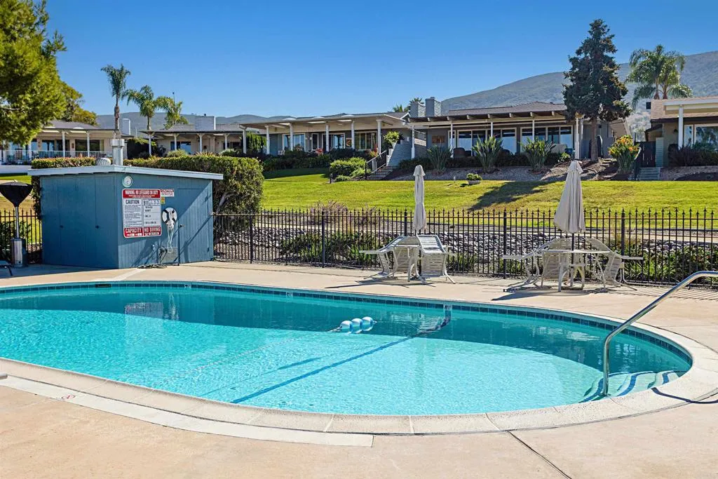 https://cdn.realtyfeed.com/cdn/127/306606471/67e08924728b774f1b265043a2821ff1.webp