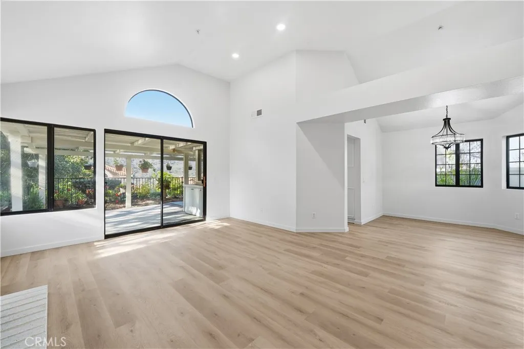 https://cdn.realtyfeed.com/cdn/127/306606482/3204e739a990ae0a73e45ce5dbe55635.webp
