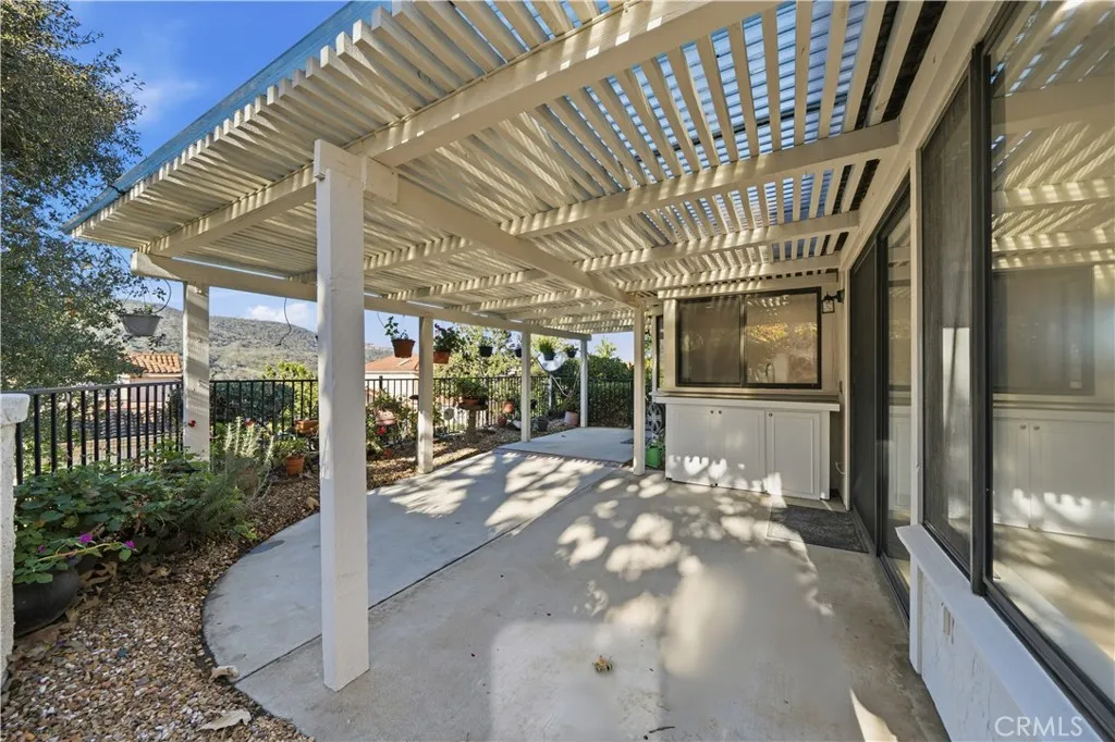 https://cdn.realtyfeed.com/cdn/127/306606482/35586d3c24937c7f14ed476a6fe7ffea.webp