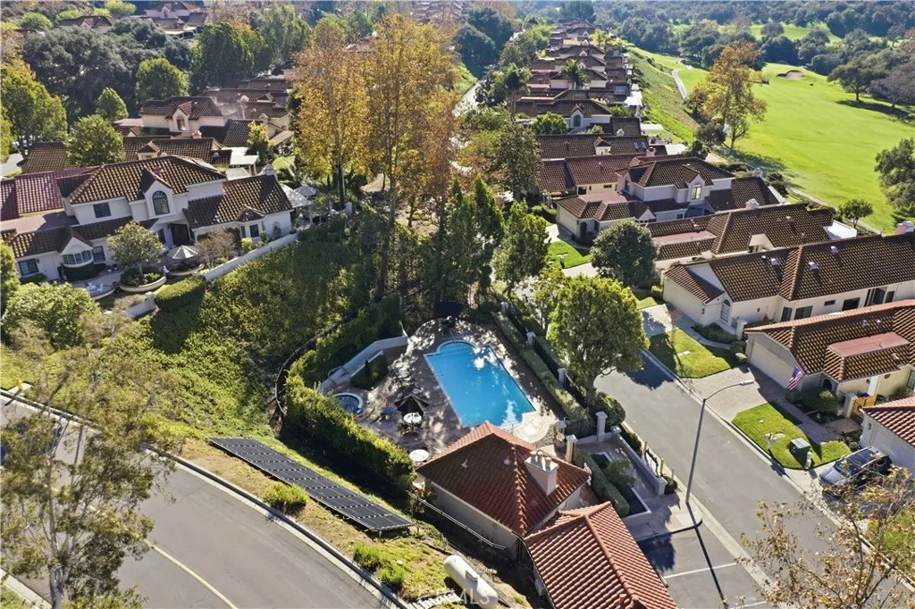 https://cdn.realtyfeed.com/cdn/127/306606482/417348161bffa5b32e9b8815dad61582.webp