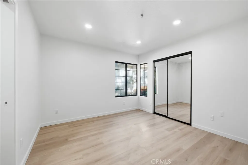 https://cdn.realtyfeed.com/cdn/127/306606482/af0cd770edb86624e6b941632b273b11.webp