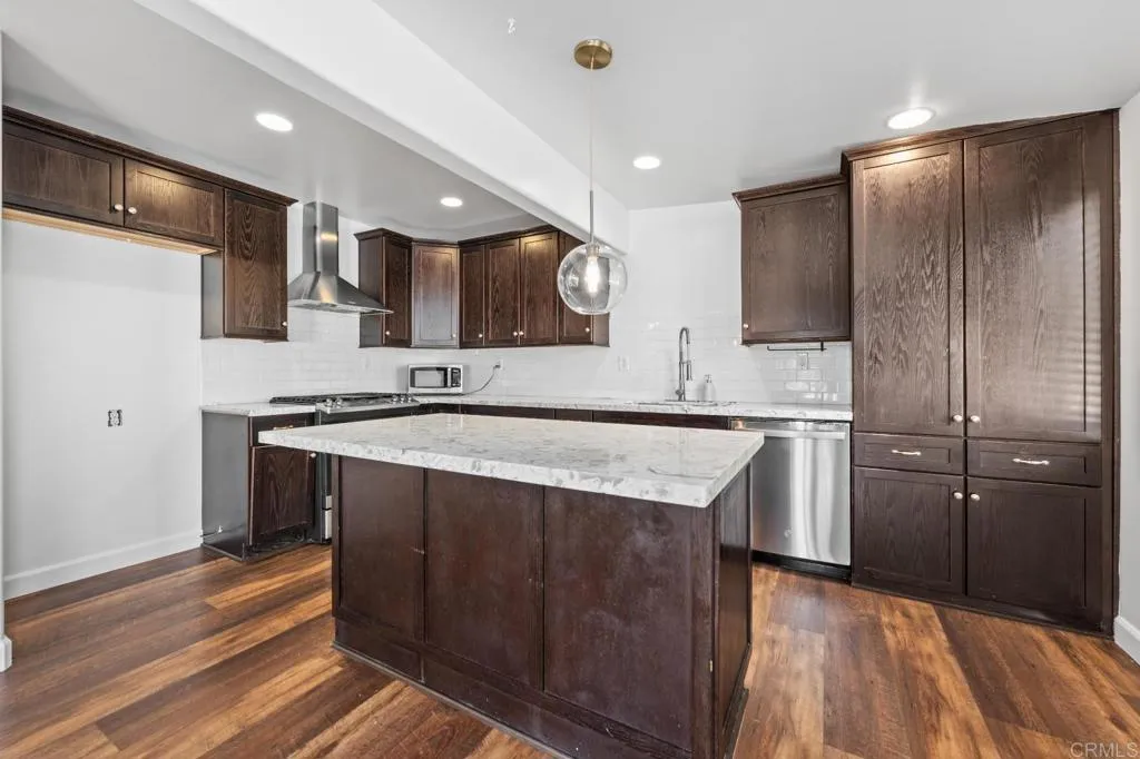 https://cdn.realtyfeed.com/cdn/127/306606517/8752a5408720c4093a0cd16bd5894578.webp