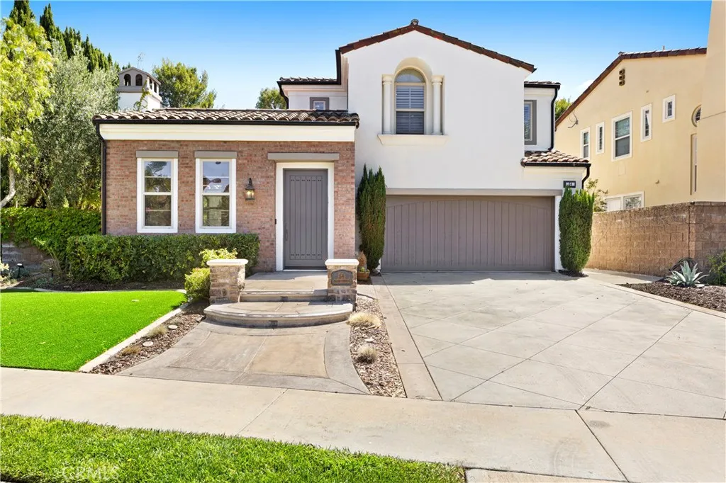 54 VALLEY TERRACE