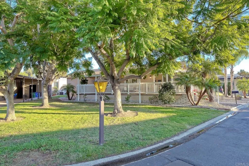https://cdn.realtyfeed.com/cdn/127/306606562/61bf728b20a2bf75f62a386c61042812.webp