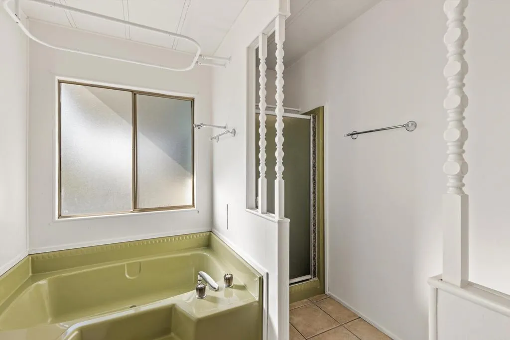 https://cdn.realtyfeed.com/cdn/127/306606602/f3b82a9bf31d0edcc9d8881f3208723b.webp