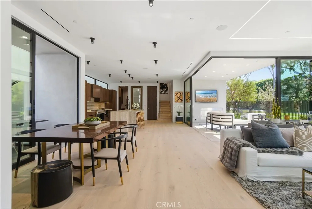 400 Heliotrope, Corona del Mar, CA 92625 - Photo 4 of 29, Corona Del Mar, CA