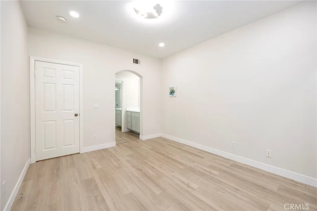 Photo #24: SW25278494 Listing: Photo #24