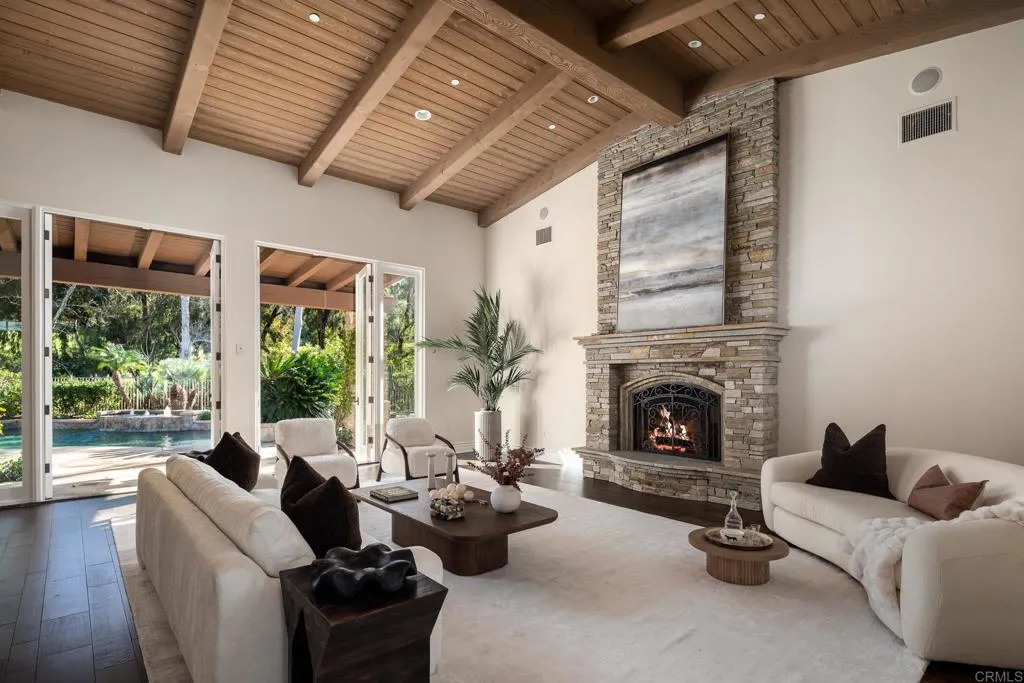 https://cdn.realtyfeed.com/cdn/127/306606642/3784466126d349d53d30ea9b92a630e6.webp