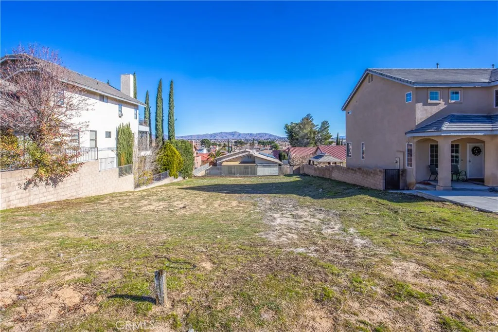 13255 Autumn Leaves, Victorville, CA 92395 - Photo 5 of 28, Victorville, CA