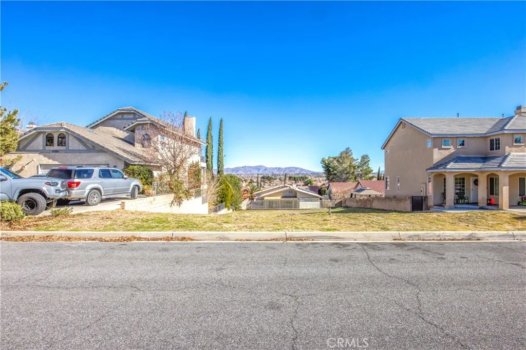 13255 Autumn Leaves, Victorville, CA 92395 - Photo 2 of 28, Victorville, CA