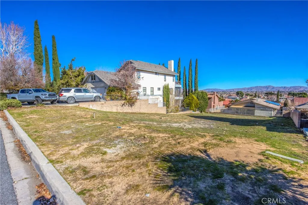 13255 Autumn Leaves, Victorville, CA 92395 - Photo 4 of 28, Victorville, CA