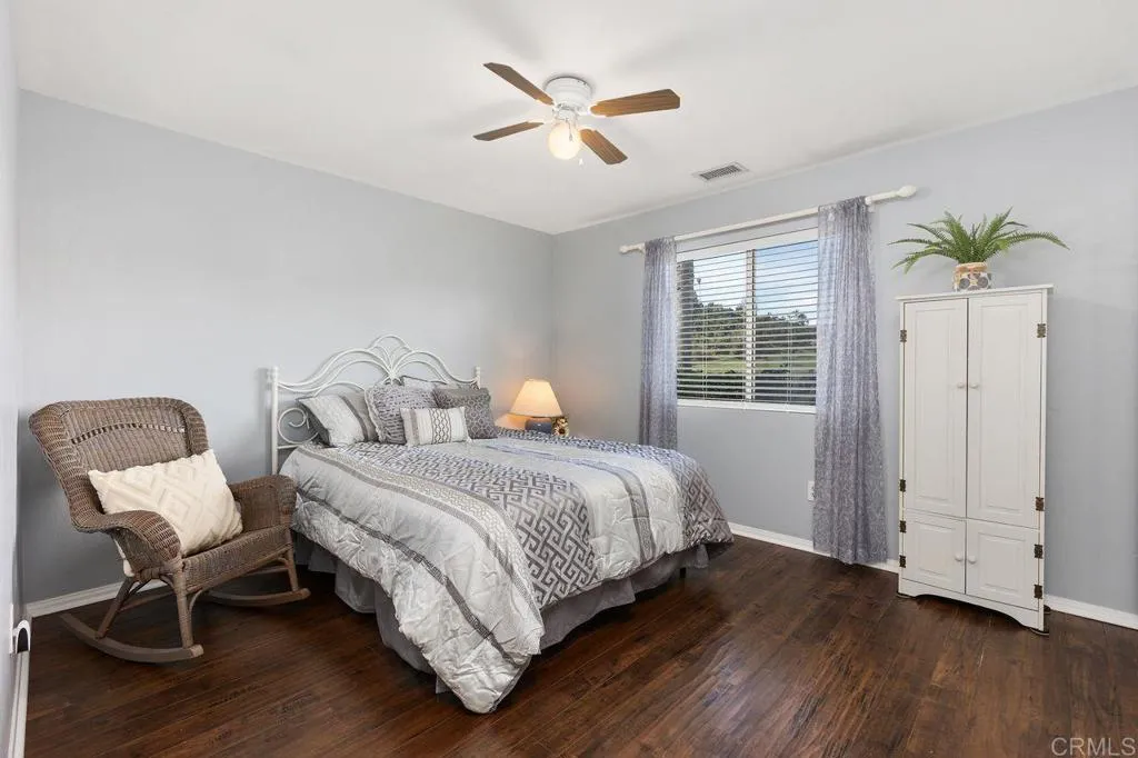https://cdn.realtyfeed.com/cdn/127/306606747/24510e09e58676c0ec616863655aba88.webp