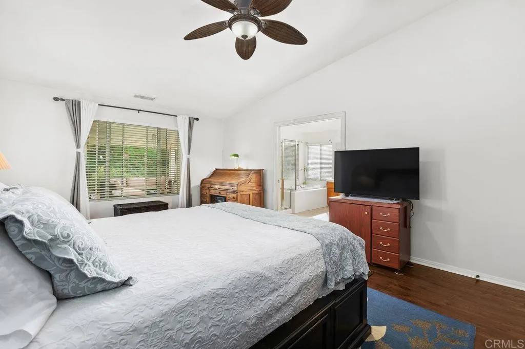 https://cdn.realtyfeed.com/cdn/127/306606747/5db170f7e71970632baaedcc31b91827.webp