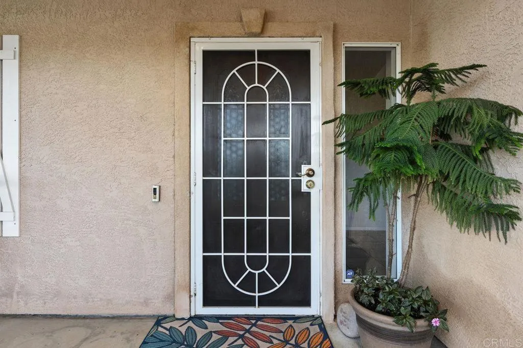 https://cdn.realtyfeed.com/cdn/127/306606747/8a61b618e6875f6994ef4bf62830d9ab.webp