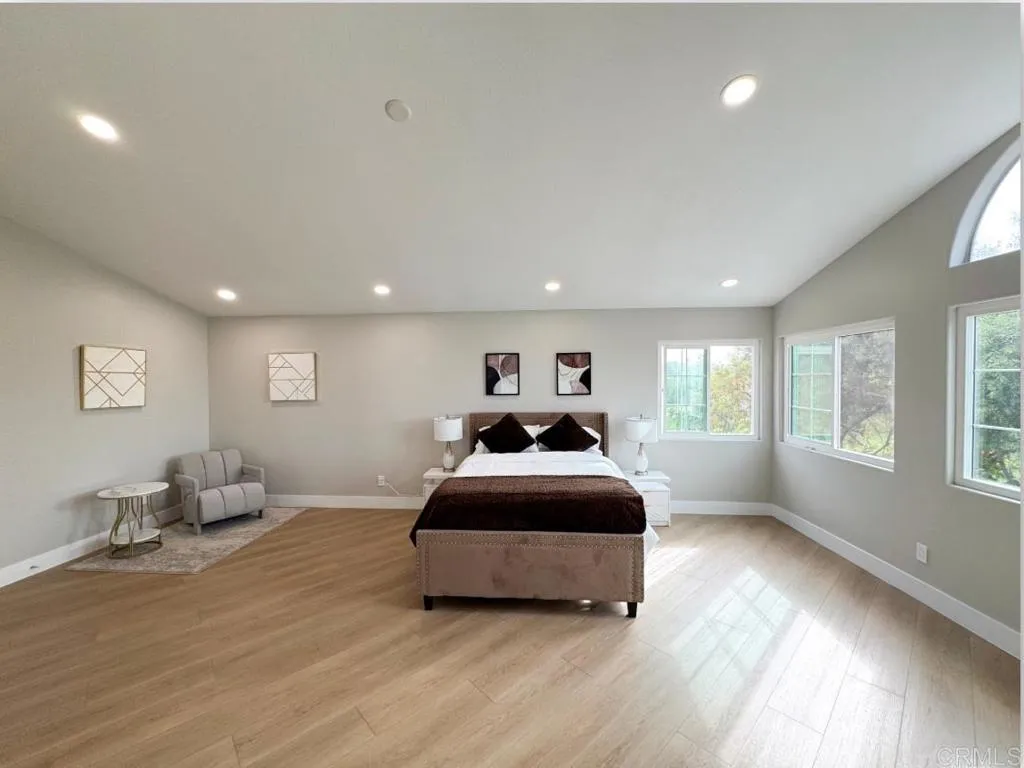 https://cdn.realtyfeed.com/cdn/127/306606749/27e42135f663a802ce2f5ee044fba492.webp