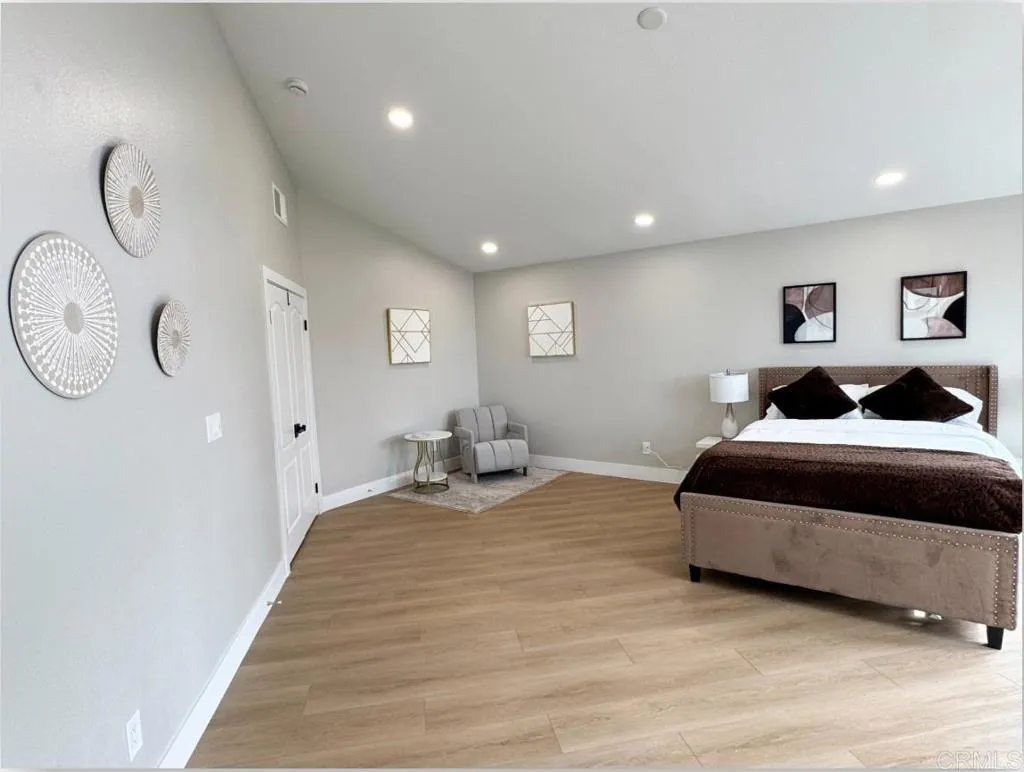 https://cdn.realtyfeed.com/cdn/127/306606749/7f55aa0f16e2e1d89c5e44c88128cec2.webp