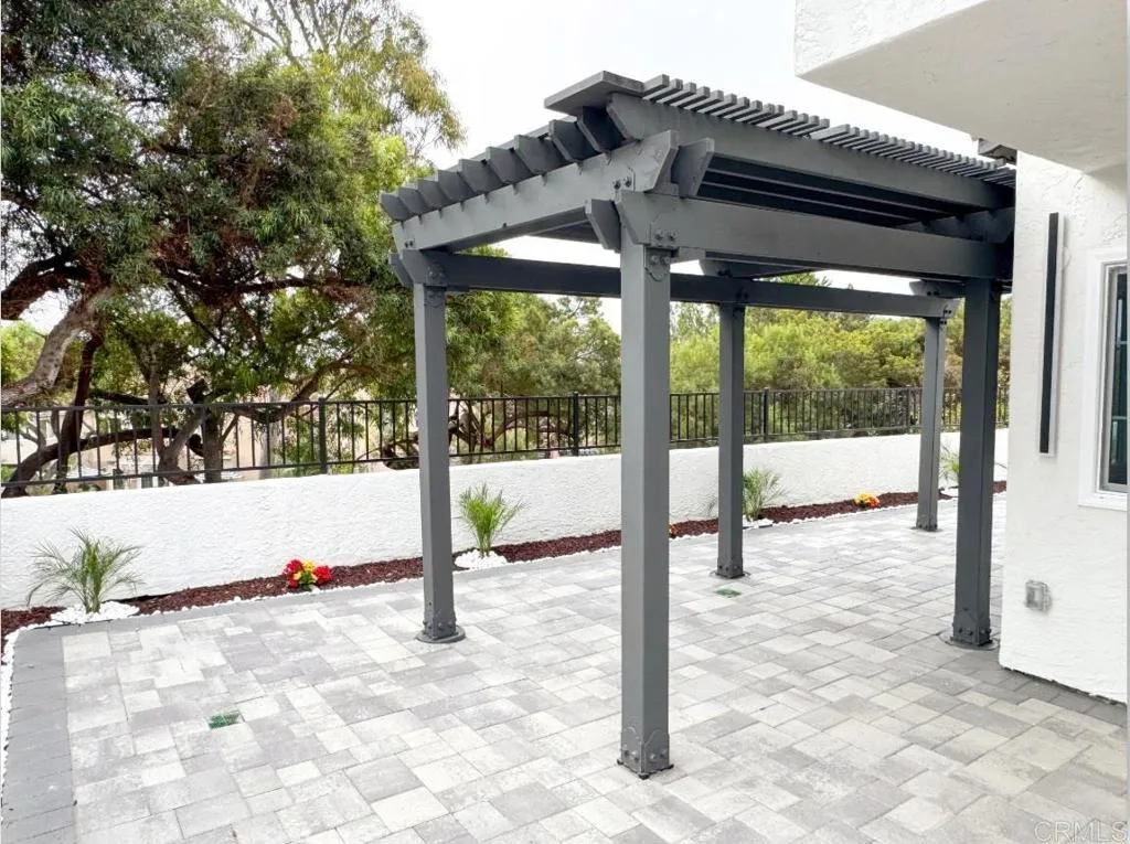 https://cdn.realtyfeed.com/cdn/127/306606749/ce5b1397e00e7ddf45a6dbae3eac1a14.webp