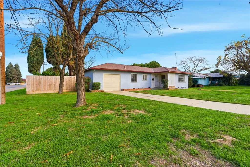 2410 S Locust, Visalia, CA 93277 - Photo 3 of 44, Visalia, CA