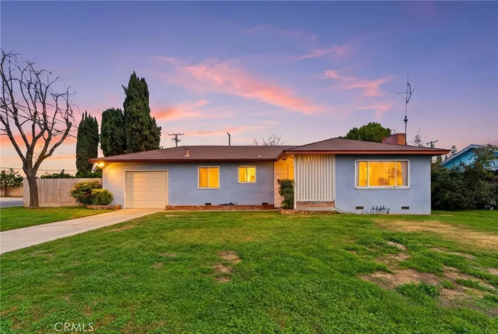2410 S Locust, Visalia, CA 93277 - Photo 2 of 44, Visalia, CA