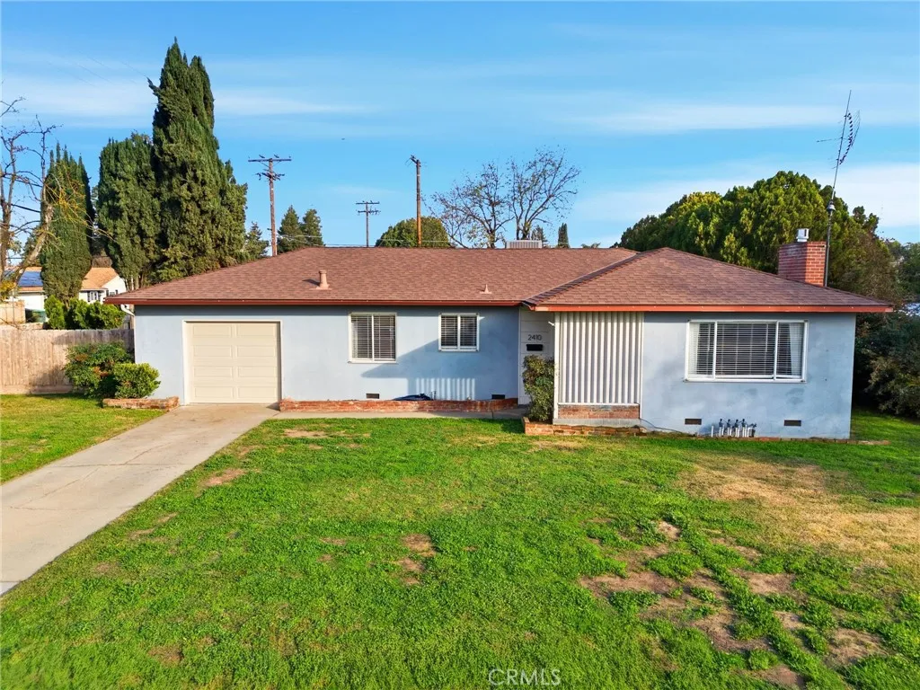 2410 S Locust, Visalia, CA 93277 - Photo 5 of 44, Visalia, CA