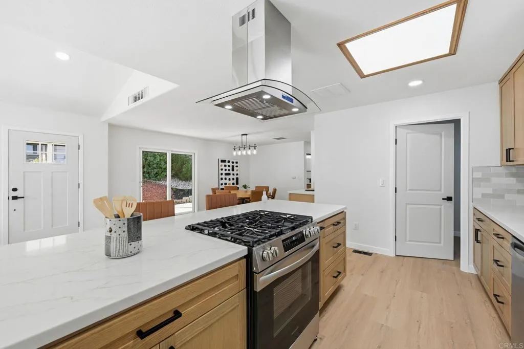 https://cdn.realtyfeed.com/cdn/127/306606822/47903460029dc3f05dd9139bc773ad75.webp