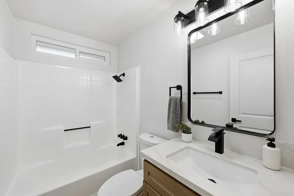 https://cdn.realtyfeed.com/cdn/127/306606822/a886a95fbaa743b9df777b60346a85a2.webp