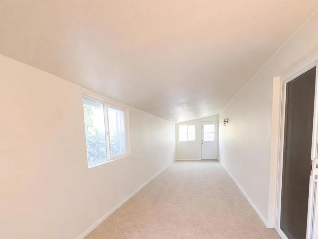 https://cdn.realtyfeed.com/cdn/127/306606875/647310121b8eb73712c2316495ee341e.webp