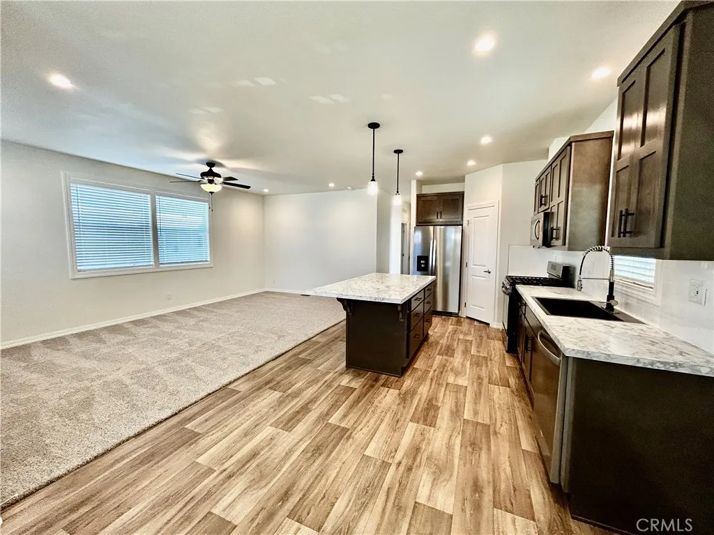 1536 S state UNIT 122, Hemet, CA, 92543