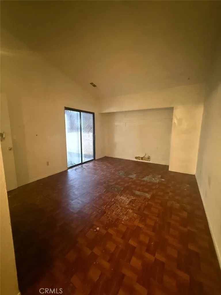 1644 N Tipton Street, Visalia, CA 93292 - Photo 4 of 18, Visalia, CA