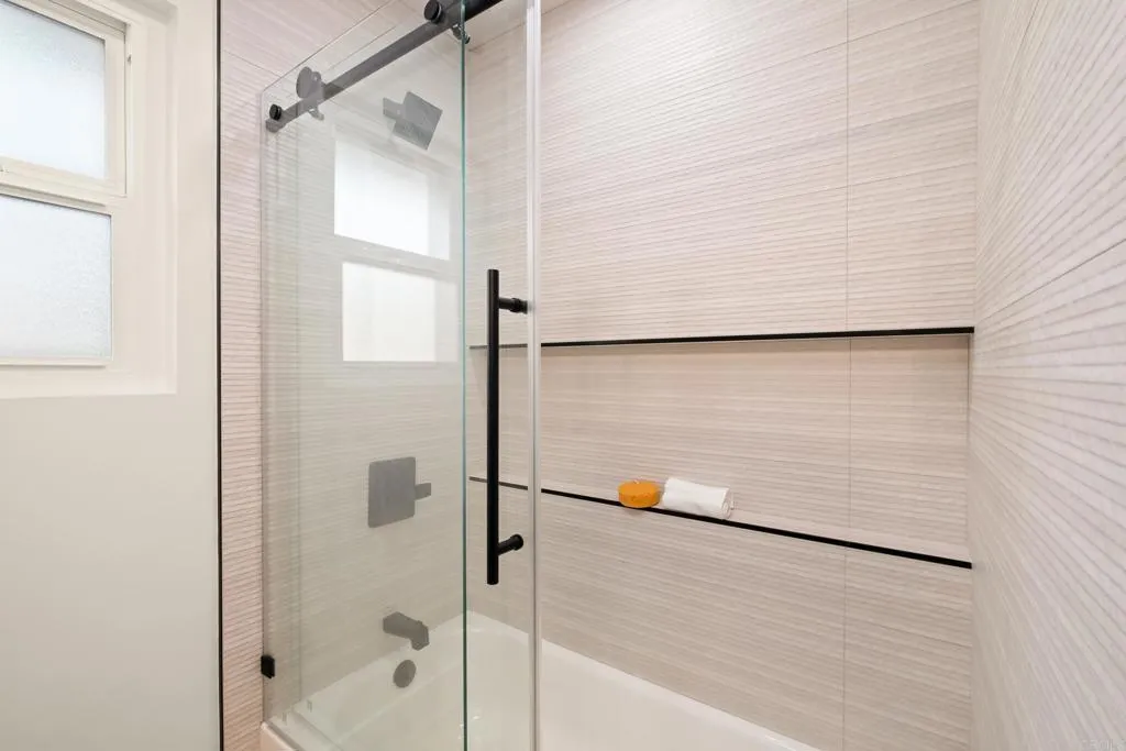 https://cdn.realtyfeed.com/cdn/127/306607049/8c881744f42ac35d7cf8048be2346049.webp