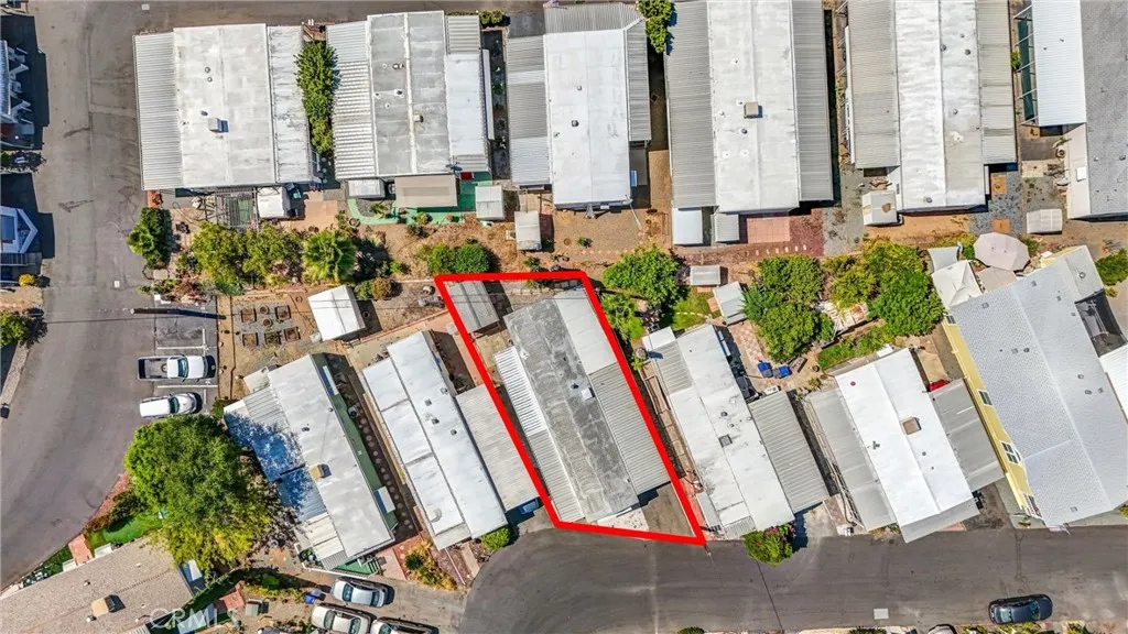 https://cdn.realtyfeed.com/cdn/127/306607185/3c0abe8c2445ecae9732aff255d4926f.webp