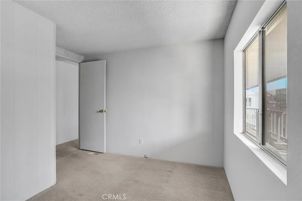 https://cdn.realtyfeed.com/cdn/127/306607185/7772e54ac6a9ec80bd8e687aa26347ce.webp