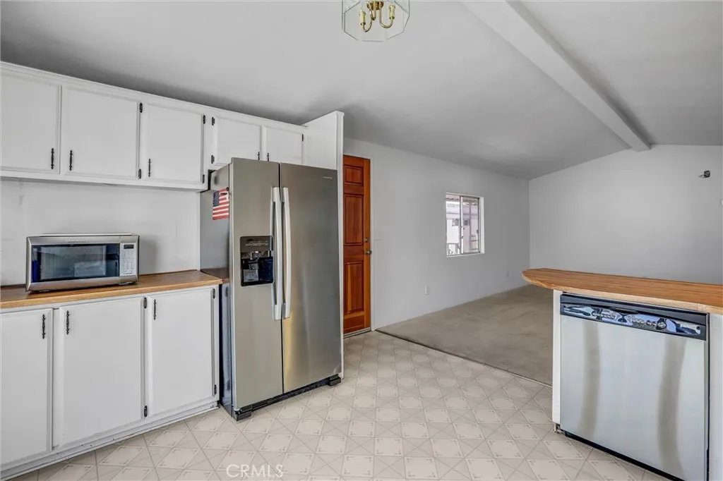 https://cdn.realtyfeed.com/cdn/127/306607185/b1f264da3bcb80e3d61f5bc3f37efc89.webp