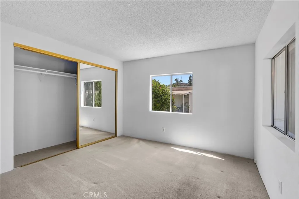https://cdn.realtyfeed.com/cdn/127/306607185/eeb79588d6791173a479b6481535f847.webp