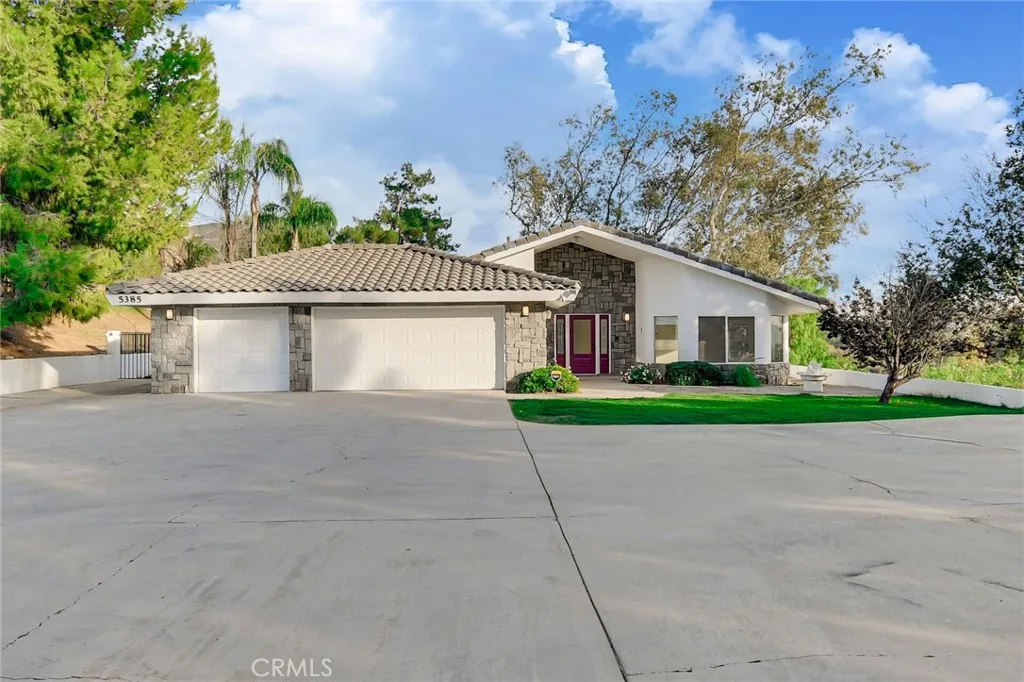 San Bernardino, CA 92404