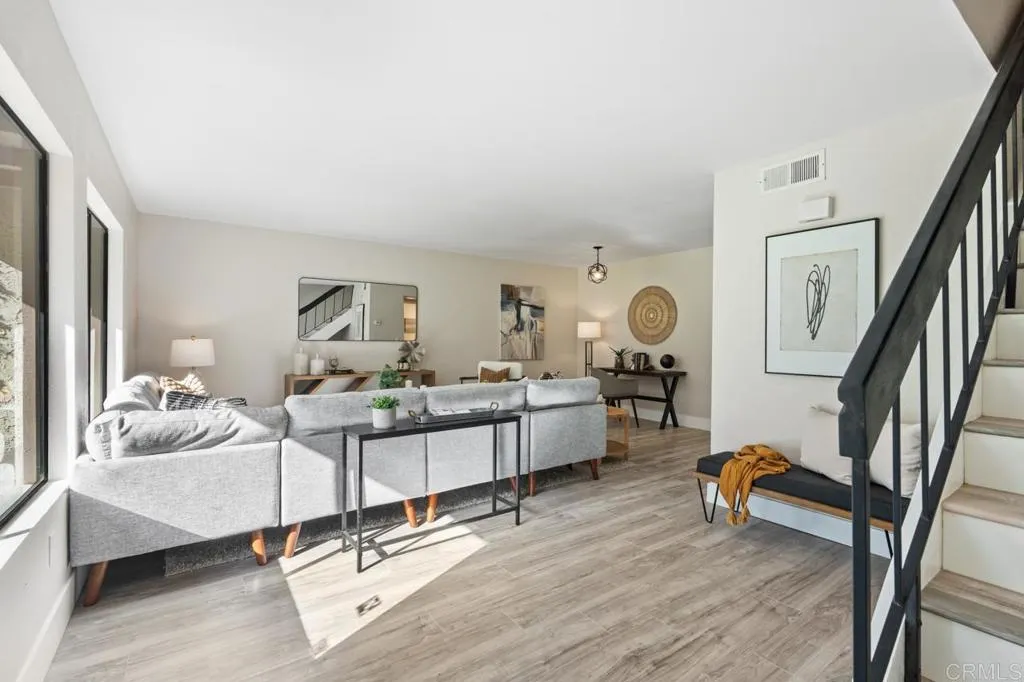 Photo #5: NDP2511552 Listing: Photo #5