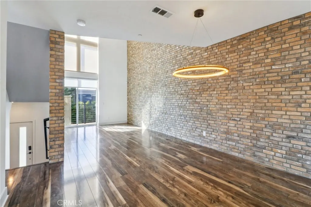 Photo #3: DW25278787 Listing: Photo #3