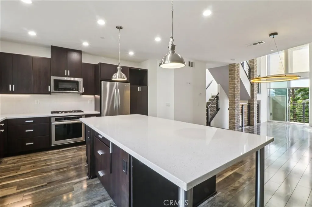 Photo #14: DW25278787 Listing: Photo #14