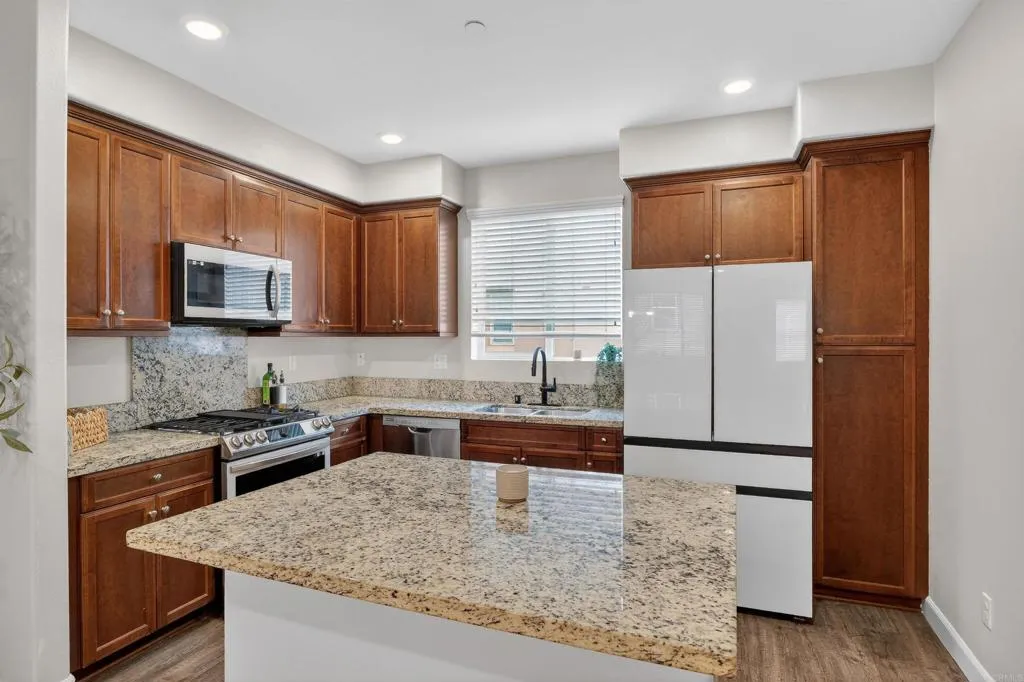 Photo #15: NDP2511555 Listing: Photo #15