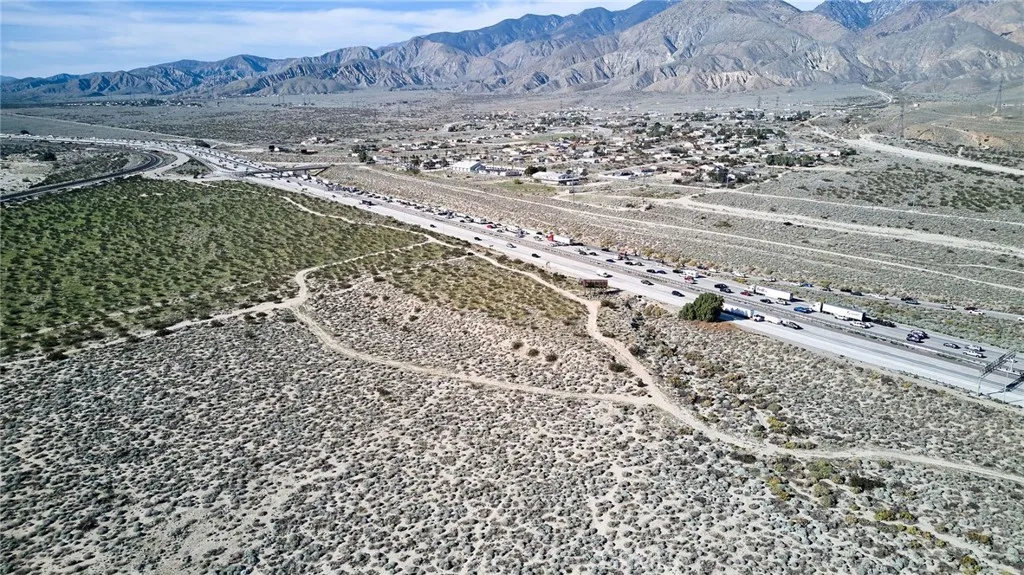 5 Pearl Harbor Memorial, Whitewater, CA 92282 - Photo 3 of 14, Whitewater, CA