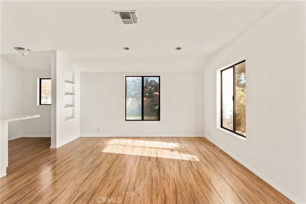 531 N Niagara, Burbank, CA 91505 - Photo 4 of 40, Burbank, CA
