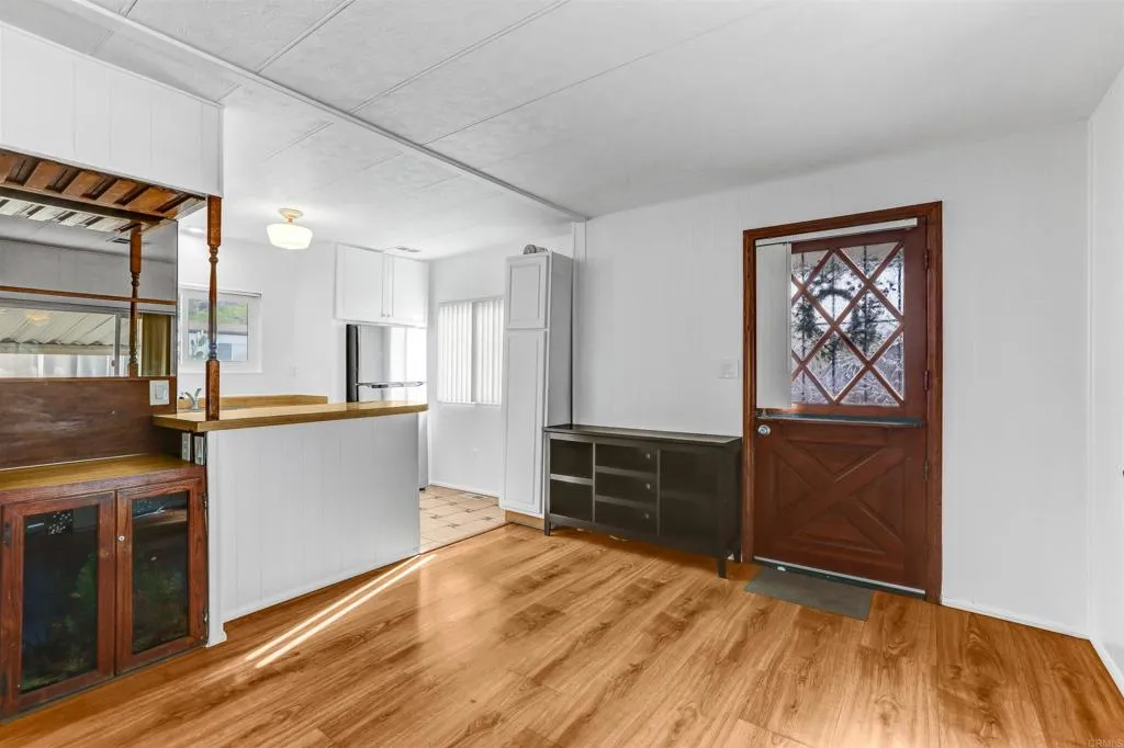 https://cdn.realtyfeed.com/cdn/127/306607418/14b0299a1f177283b30258e6fe7a3555.webp