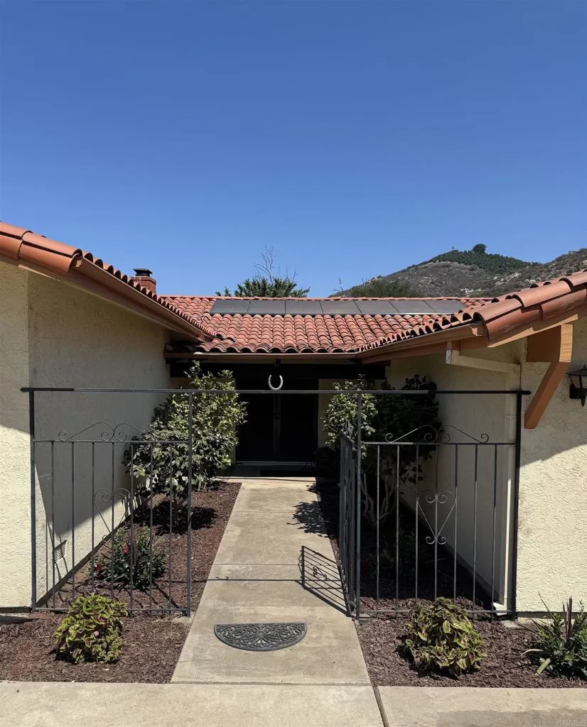 https://cdn.realtyfeed.com/cdn/127/306607423/43425759538a598dad2904b95f4b22b7.webp